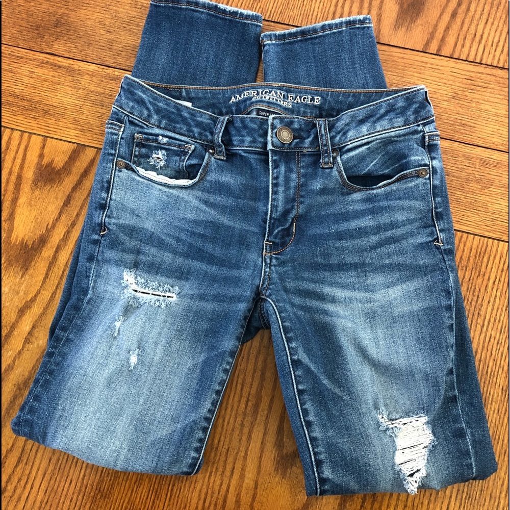 American Eagle Super Stretch Distressed Denim Jeans Size 6